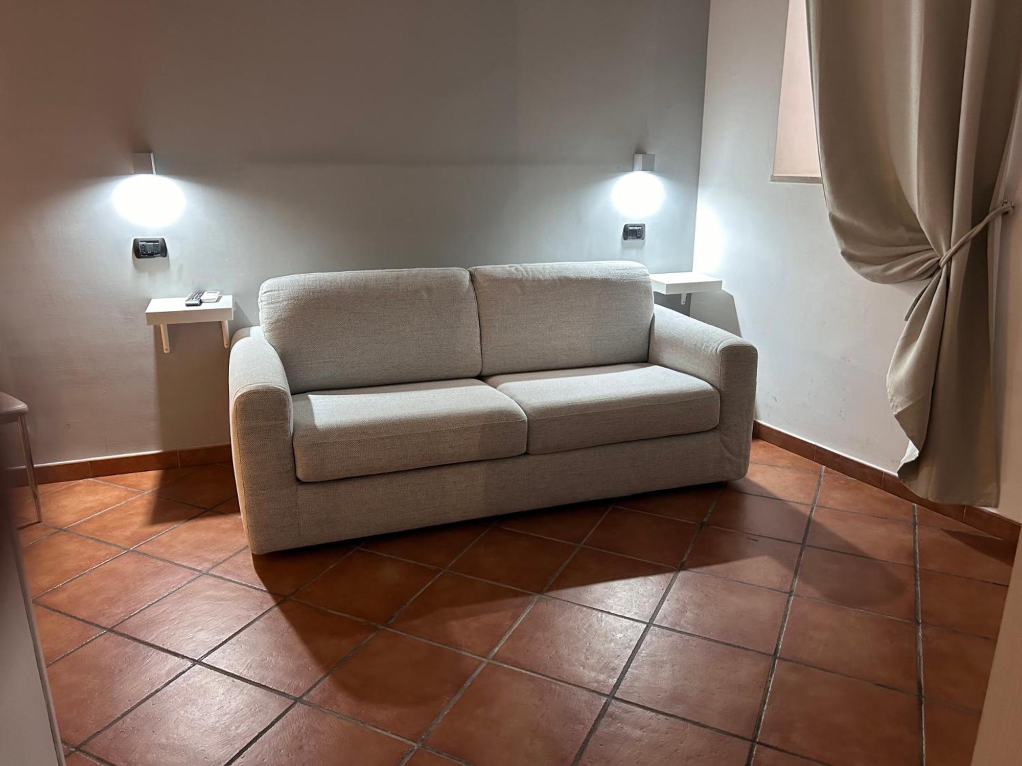 Base Napoli Plebiscito Bed and Breakfast Εξωτερικό φωτογραφία
