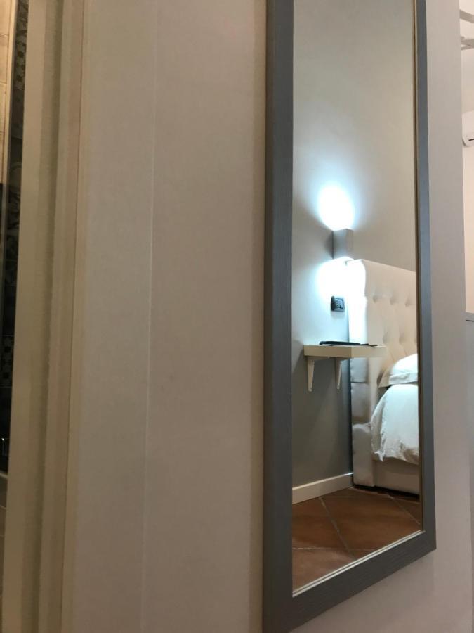 Base Napoli Plebiscito Bed and Breakfast Εξωτερικό φωτογραφία