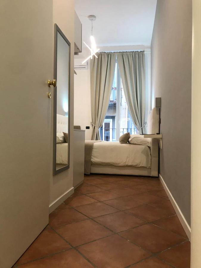 Base Napoli Plebiscito Bed and Breakfast Εξωτερικό φωτογραφία