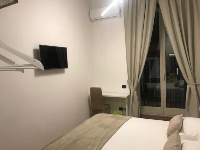 Base Napoli Plebiscito Bed and Breakfast Εξωτερικό φωτογραφία